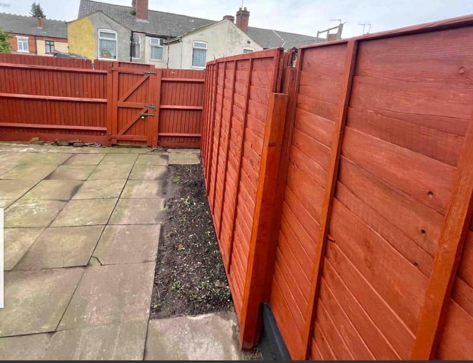 Modern 3-Bed Birmingham House with Parking, Best for Contractors, Near Local Shops, Cafés & Pubs House in Birmingham