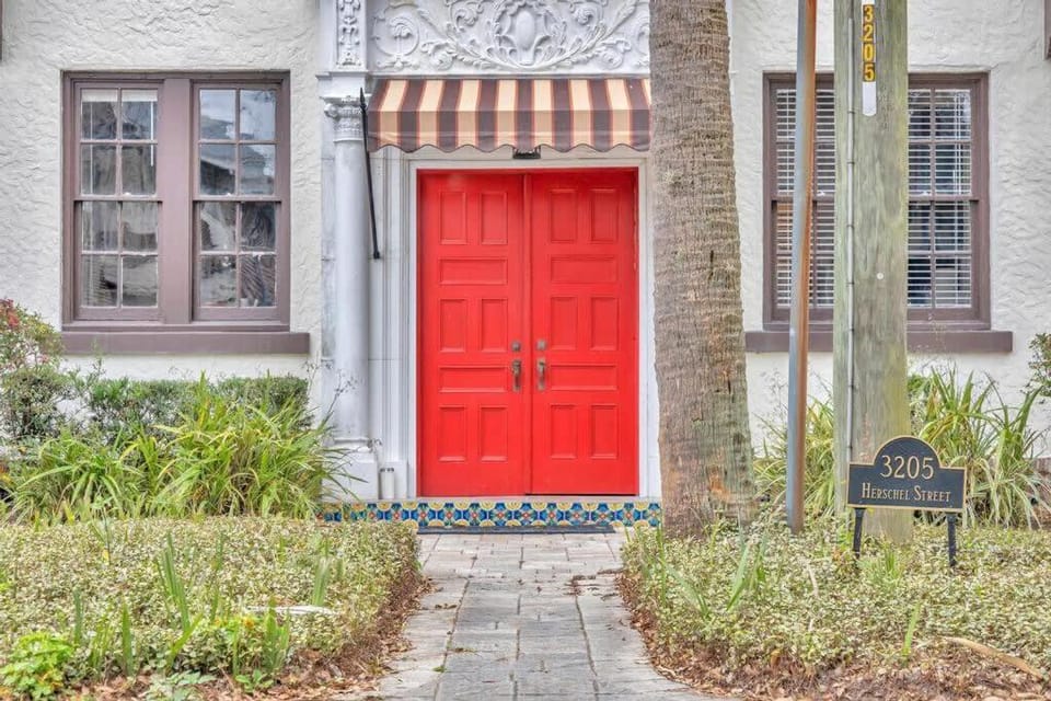Historic SidexSide Apt-Blocks from Shoppes of Avon Apartment in Jacksonville