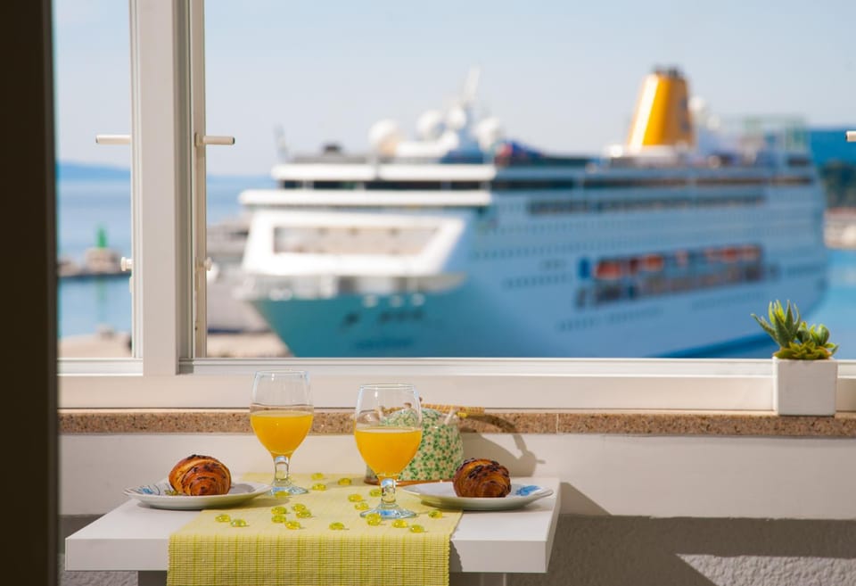 Balcony/Terrace, Balcony/Terrace, Sea view