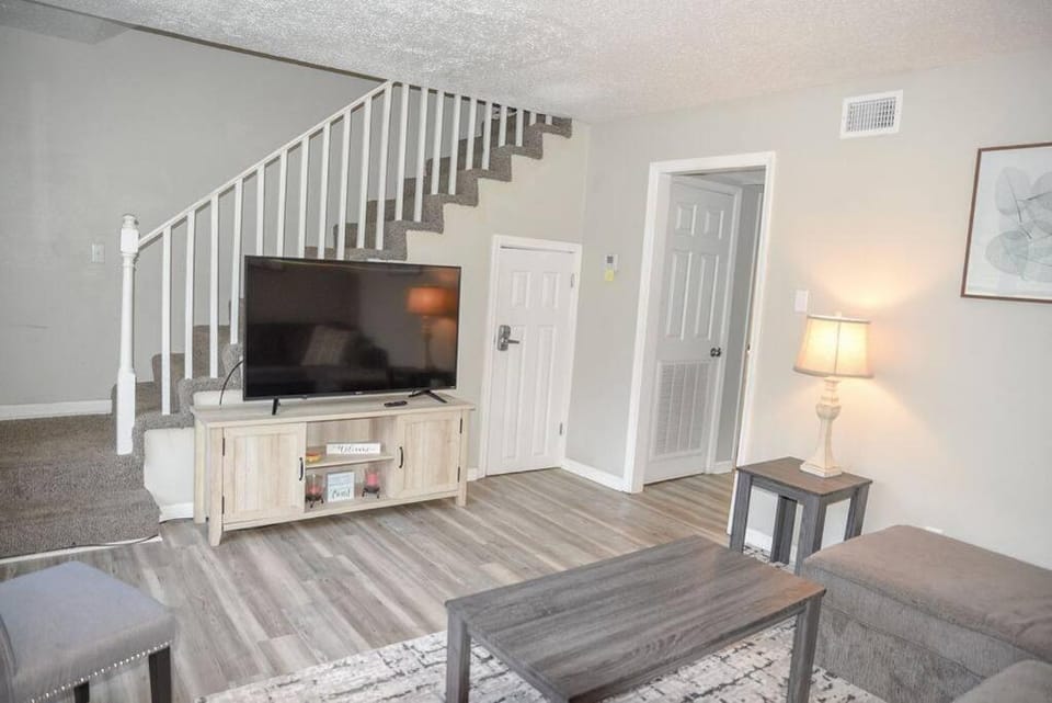 Townhomes near the Bay - #4 Apartment in Mississippi