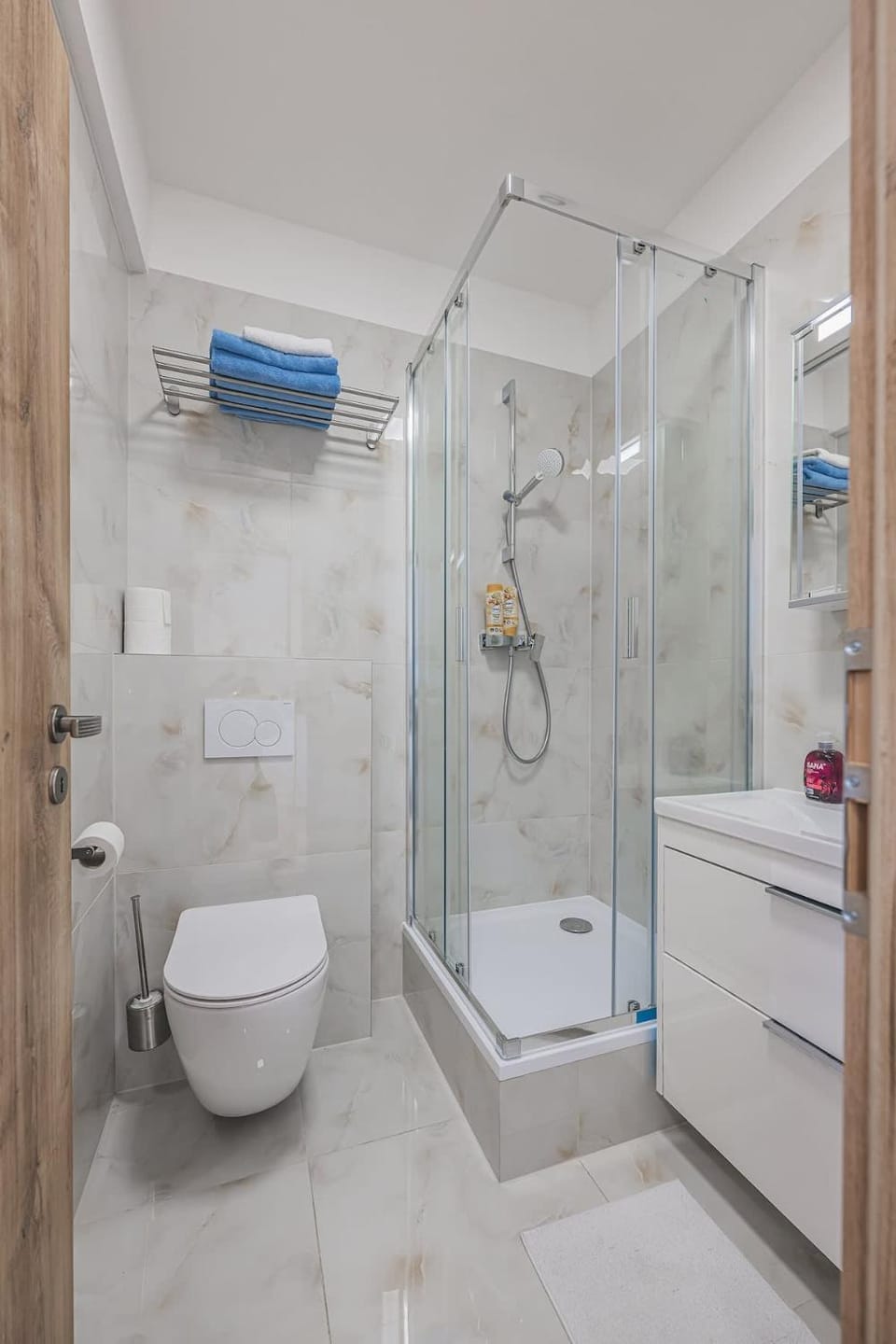 Flat Near Prague Castle Stylish & Prime Location 5 Apartment in Prague