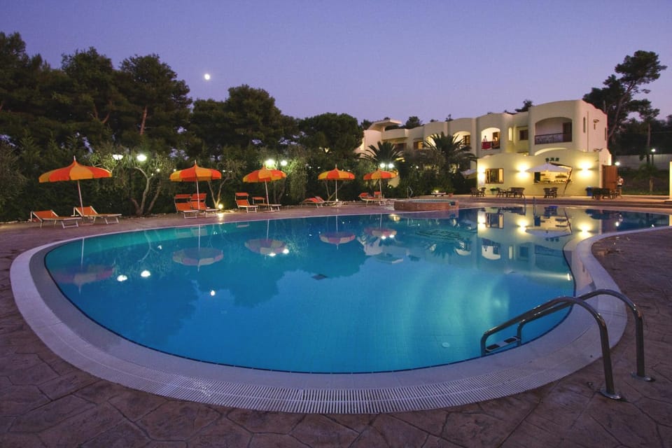Night, Swimming pool
