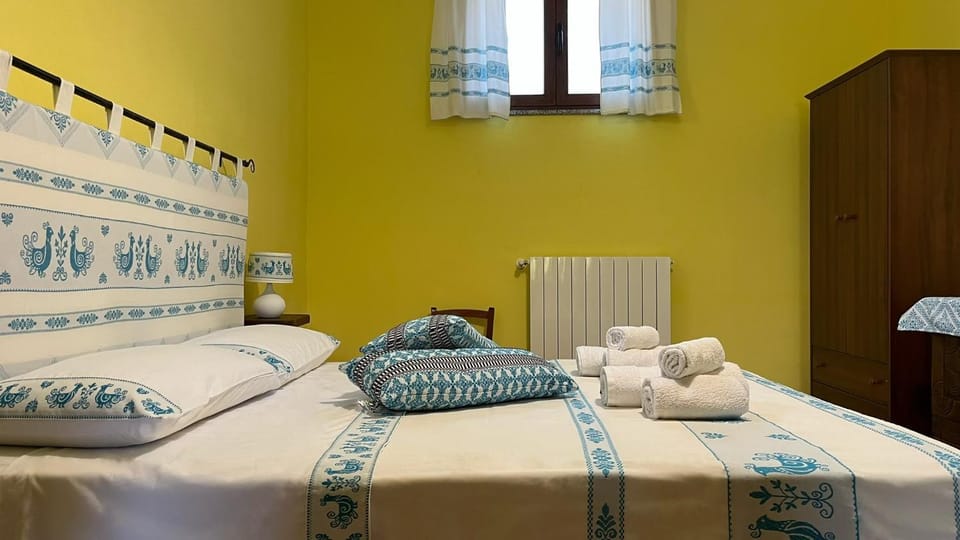Open Space s'Ollastu con WiFi, Patio e Aria Condizionata Apartment in Sardinia