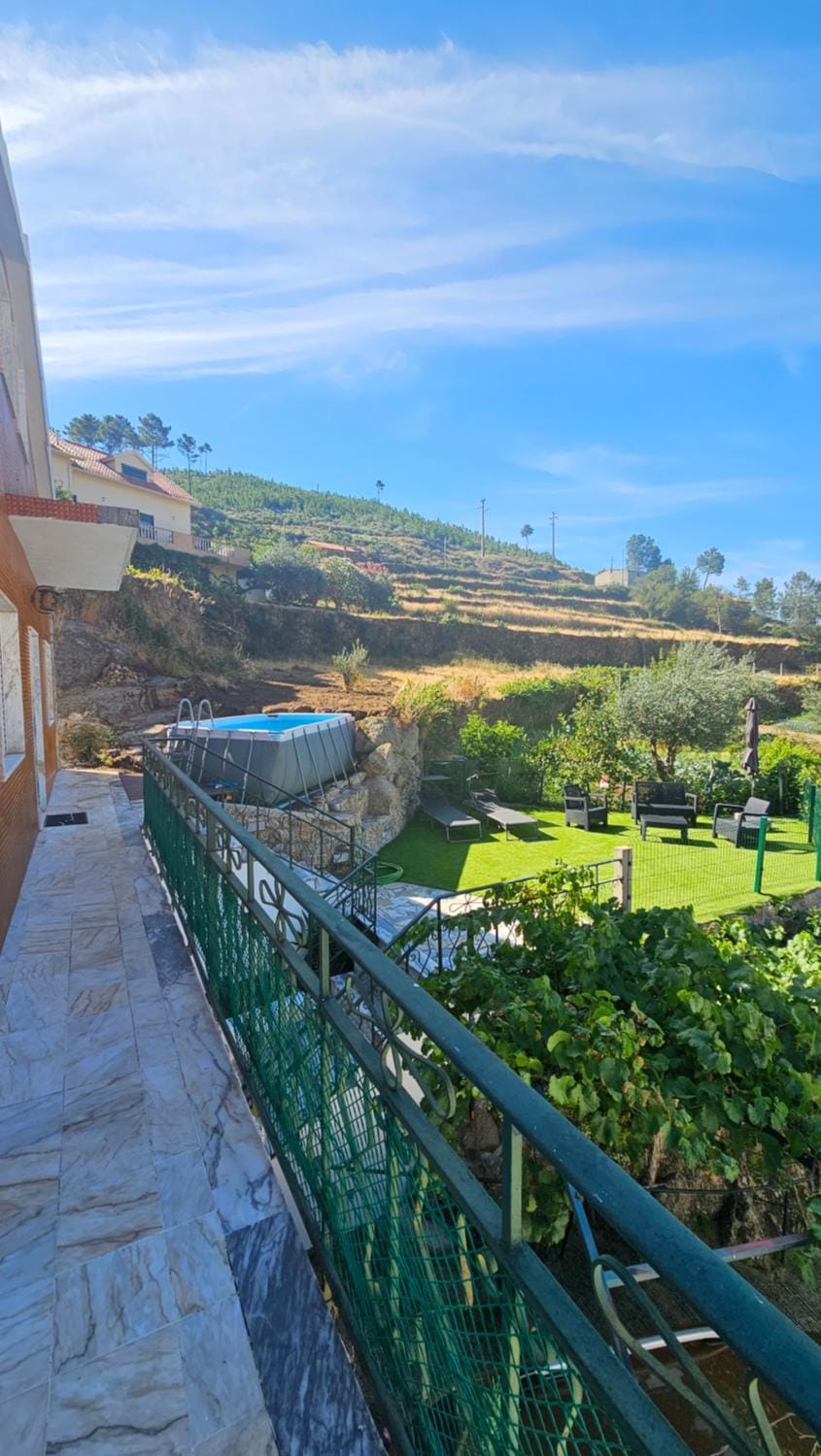 Piscinas, Serra da Estrela AL Apartment in Portugal