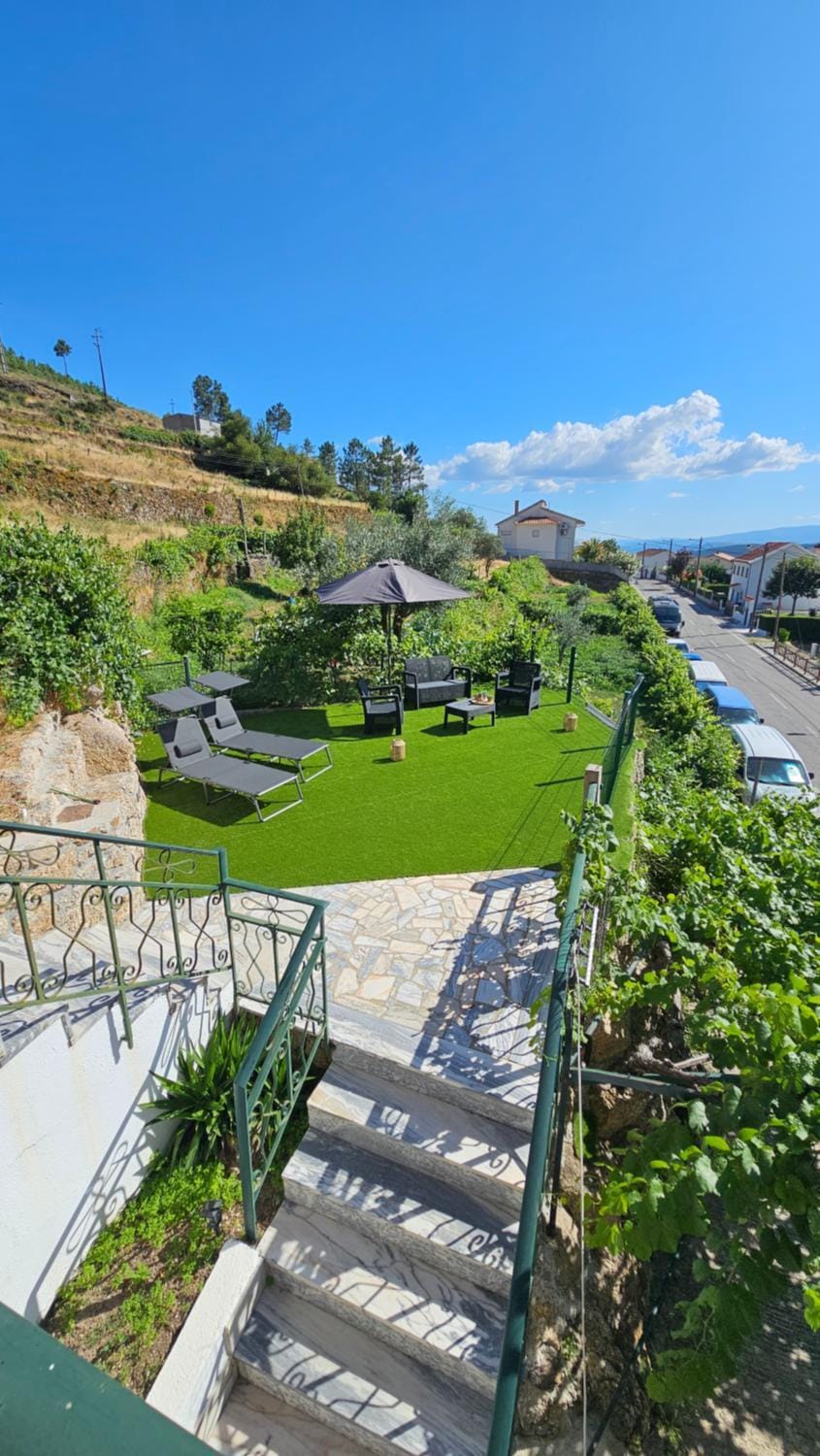 Piscinas, Serra da Estrela AL Apartment in Portugal