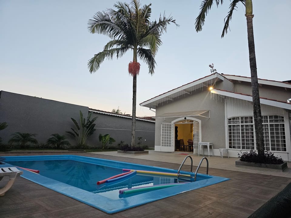 Casa Flamboyant House in Atibaia