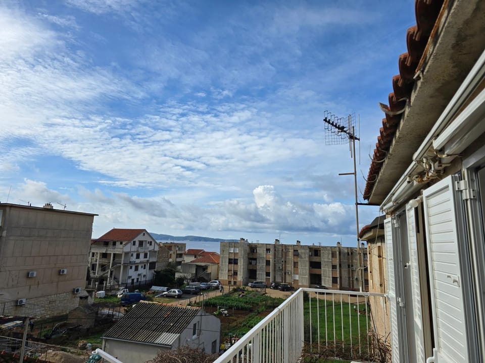 Property building, Day, City view, Street view