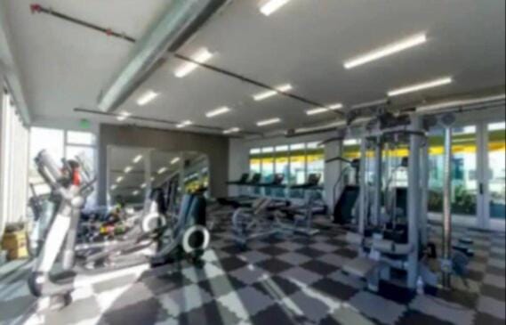 Adorable 2bed Apt Balcony & Rooftop Pool D Apartment in Los Angeles