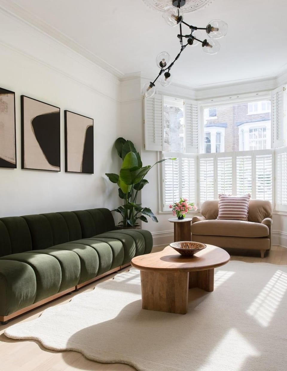 Luxury 5-Bedroom town house in Brook Green Central London Bed and Breakfast in London