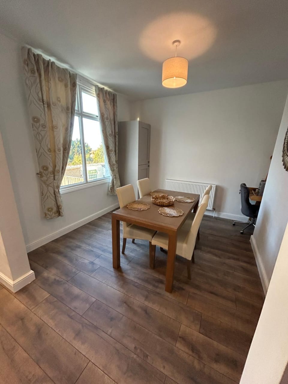 Sunny Mountain View Villa in Prestatyn