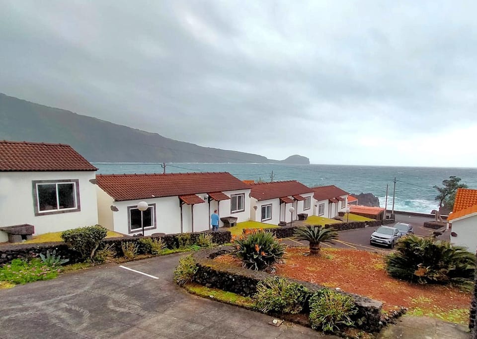 Faial Oceanfront Getaway AL Bed and Breakfast in Azores District