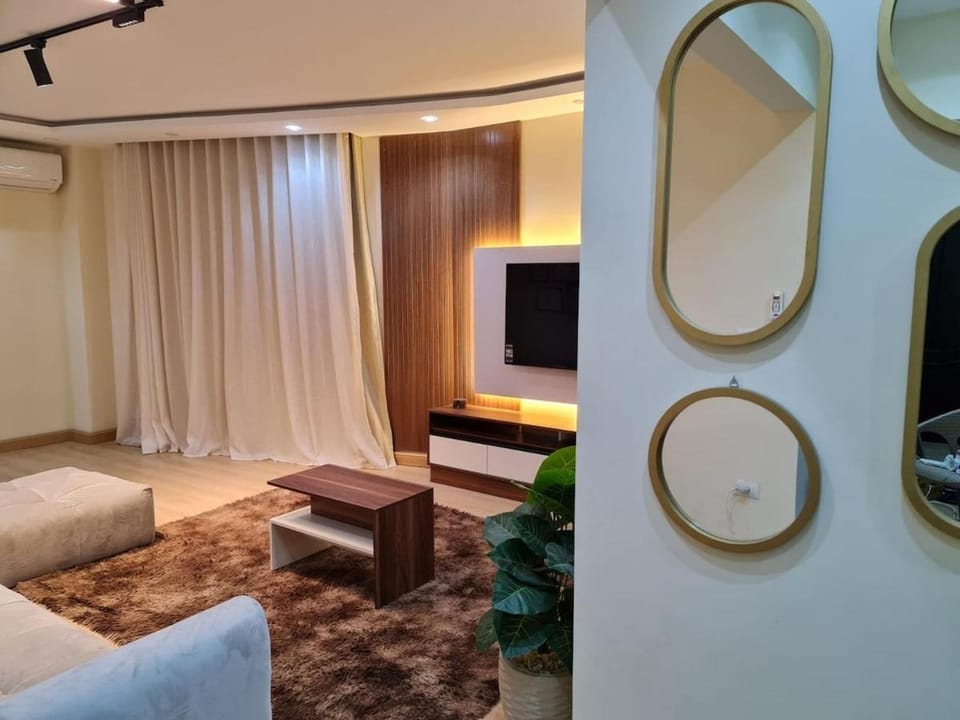 Prestigious sideshops apartment Apartment in New Cairo City