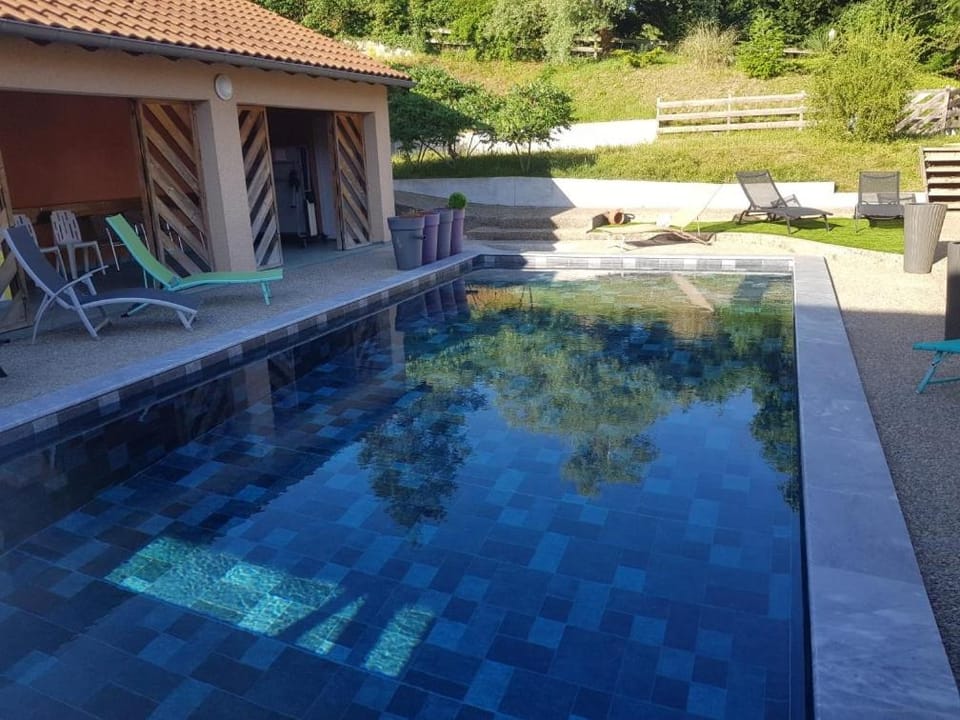 Hôtel Les Rives D'Allier Hotel in Auvergne-Rhône-Alpes