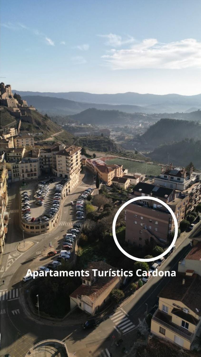 Property building, Bird's eye view, Location