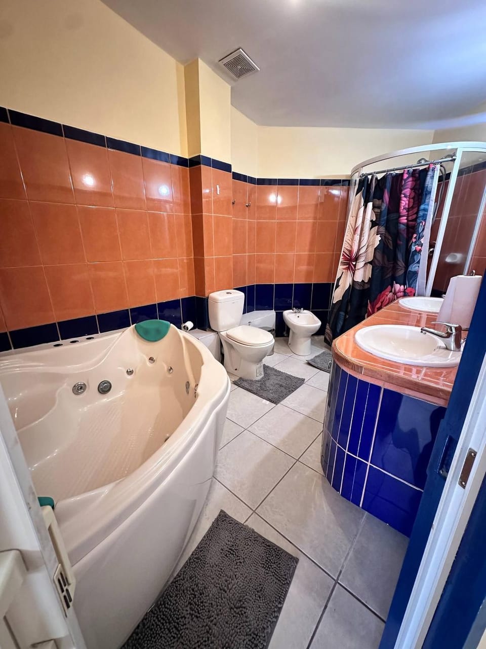 Shower, Toilet, Bath, bidet