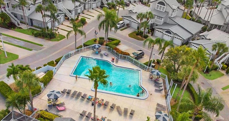 Day, Natural landscape, Bird's eye view, Swimming pool
