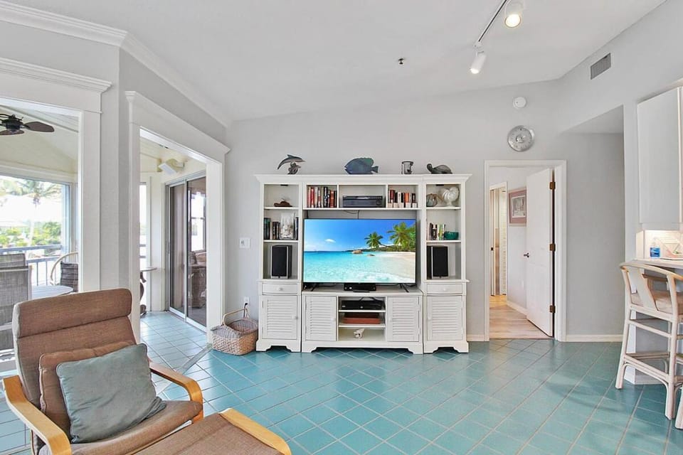 TV and multimedia, Seating area
