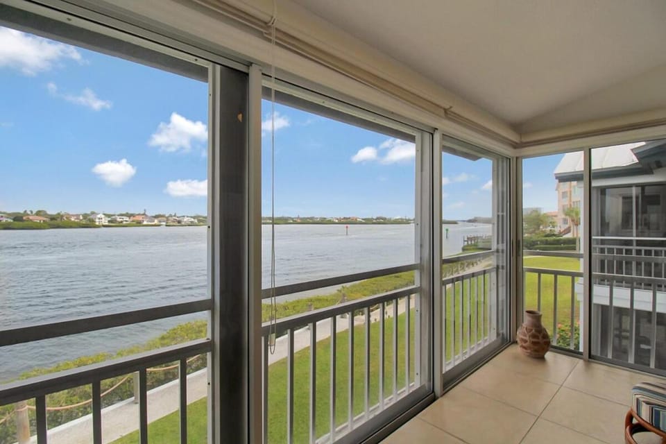 Patio, Day, Natural landscape, View (from property/room), Balcony/Terrace, Evening entertainment
