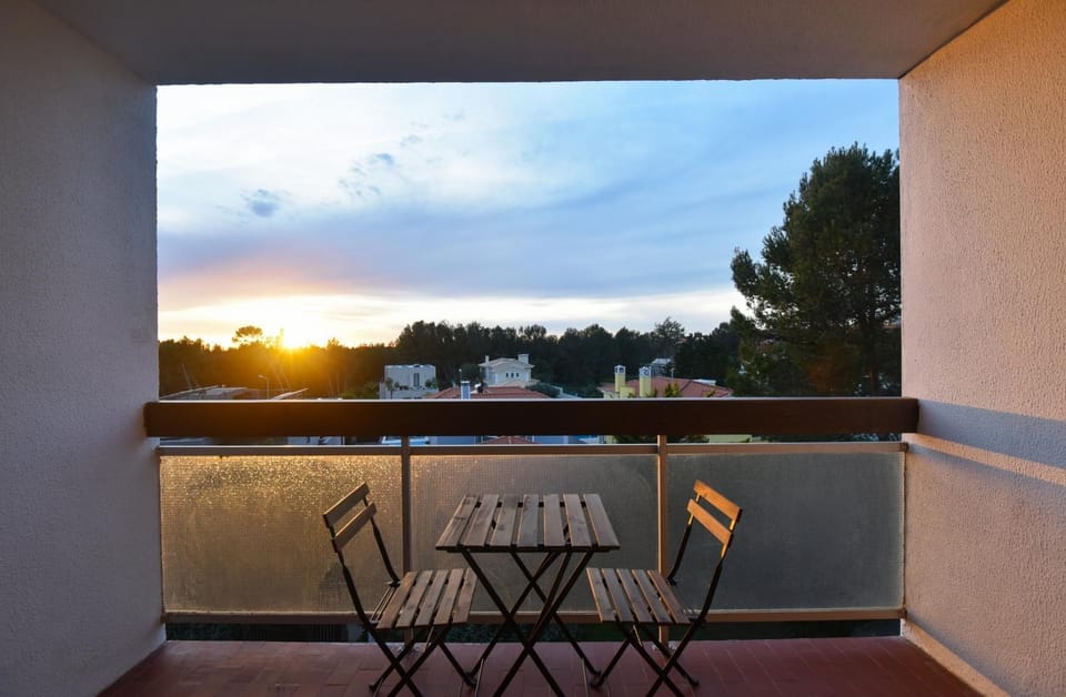 Patio, Day, View (from property/room), Balcony/Terrace, Balcony/Terrace, Dining area, Sunset