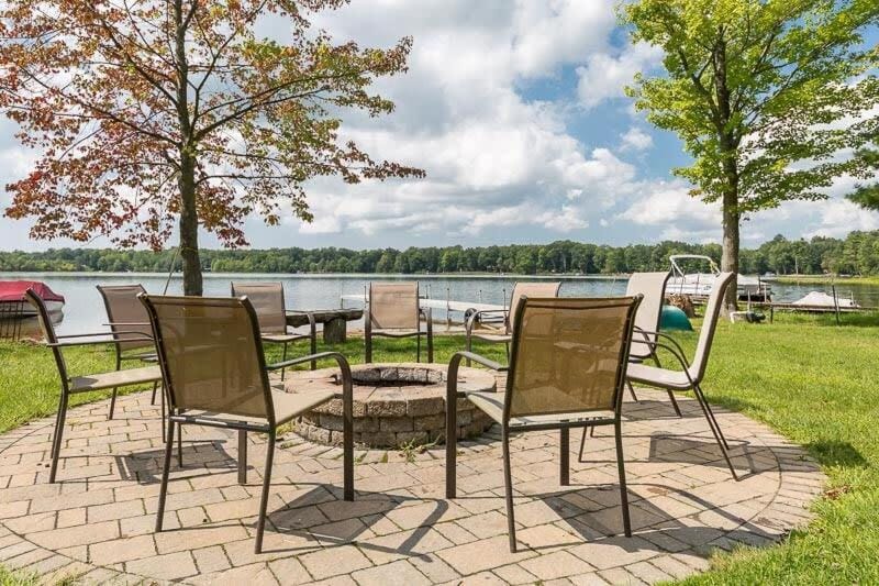 Sunset Beach House - Lakefront Tranquility Spacious Retreat Sleeps 14 House in Michigan