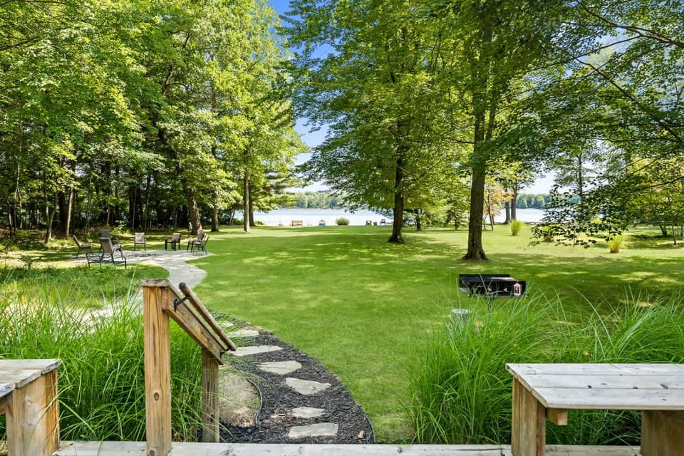 Lodge and Lake - Impressive Dual Woods and Lake Homes That Sleep 32 House in Michigan