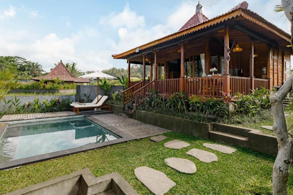 BBQ facilities, Garden