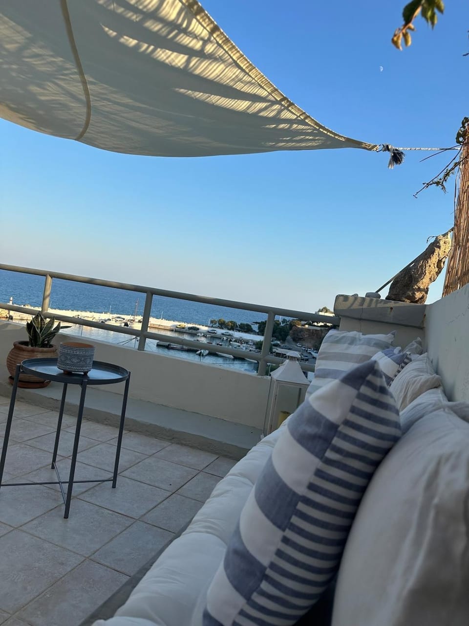 KYMA sea view apartment 40 meters from the beach Apartment in Lasithi