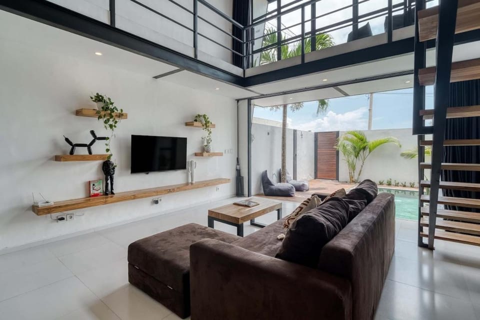 Echo Haven A2 1BR Loft In Canggu Apartment in North Kuta