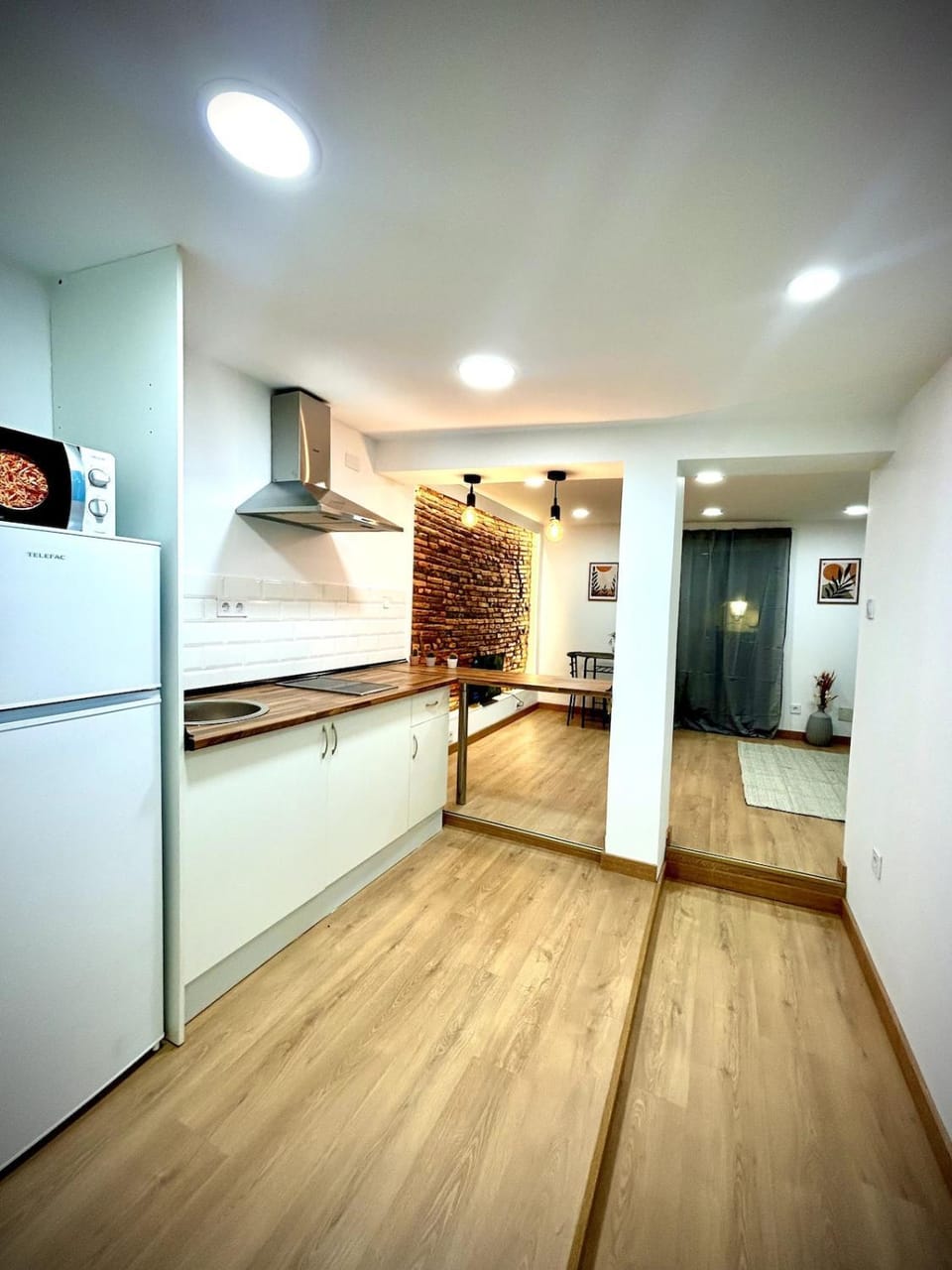 Kitchen or kitchenette