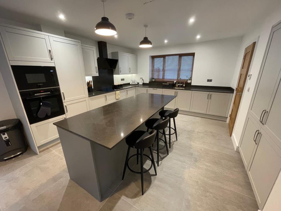 Exquisite large executive home House in Wyre Forest District