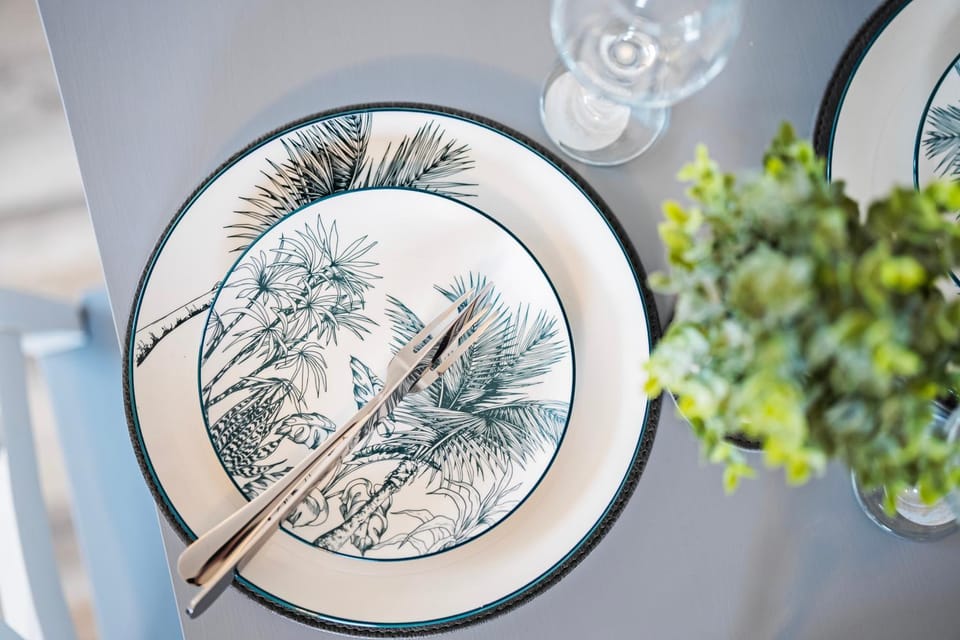 Decorative detail, Dining area