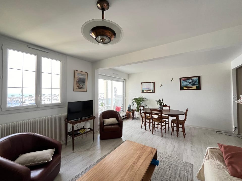 Appartement T3 avec balcon et parking privé au port d'Arcachon - FR-1-319-591 Apartment in Arcachon