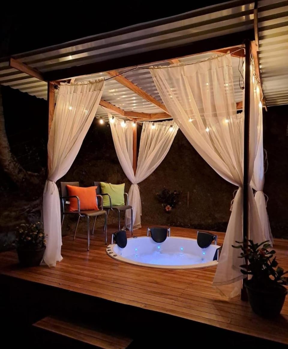 Cabaña Luz de Luna Campground/ 
RV Resort in Cundinamarca, Colombia