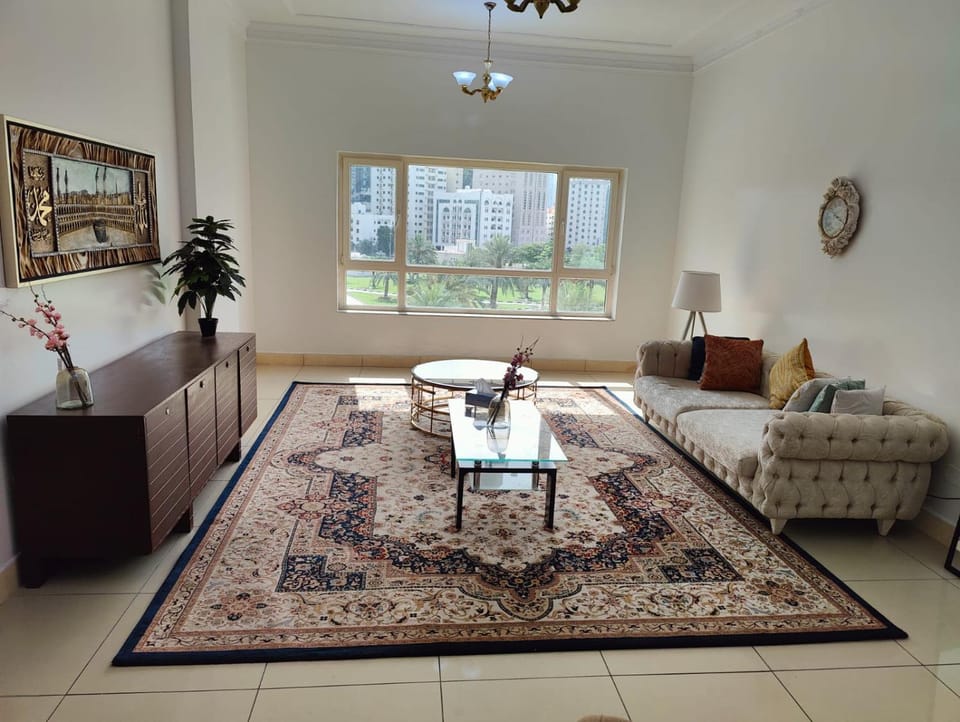 Delightful 3Bedroom Family Apartment with Garden View Apartment in Al Sharjah