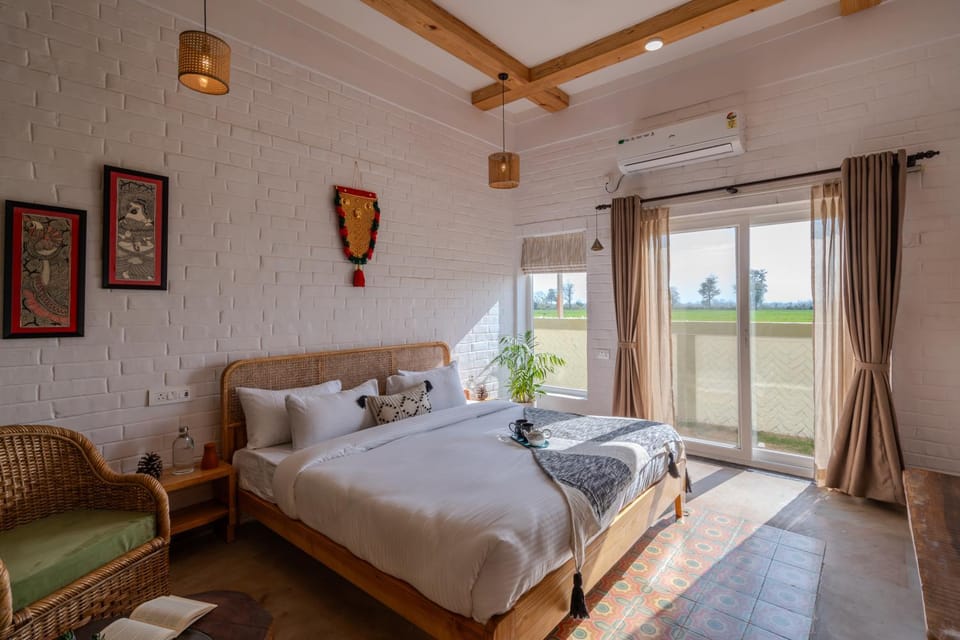Bed, Photo of the whole room, Bedroom, air conditioner