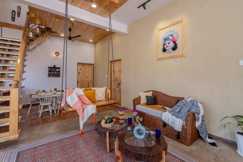 Communal lounge/ TV room, Living room, Seating area
