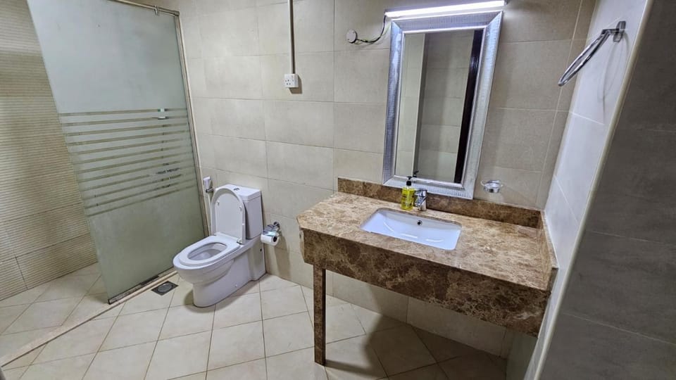 Lavish 2Bedroom Apartment with Balcony, Gym, Pool Apartment in Al Sharjah