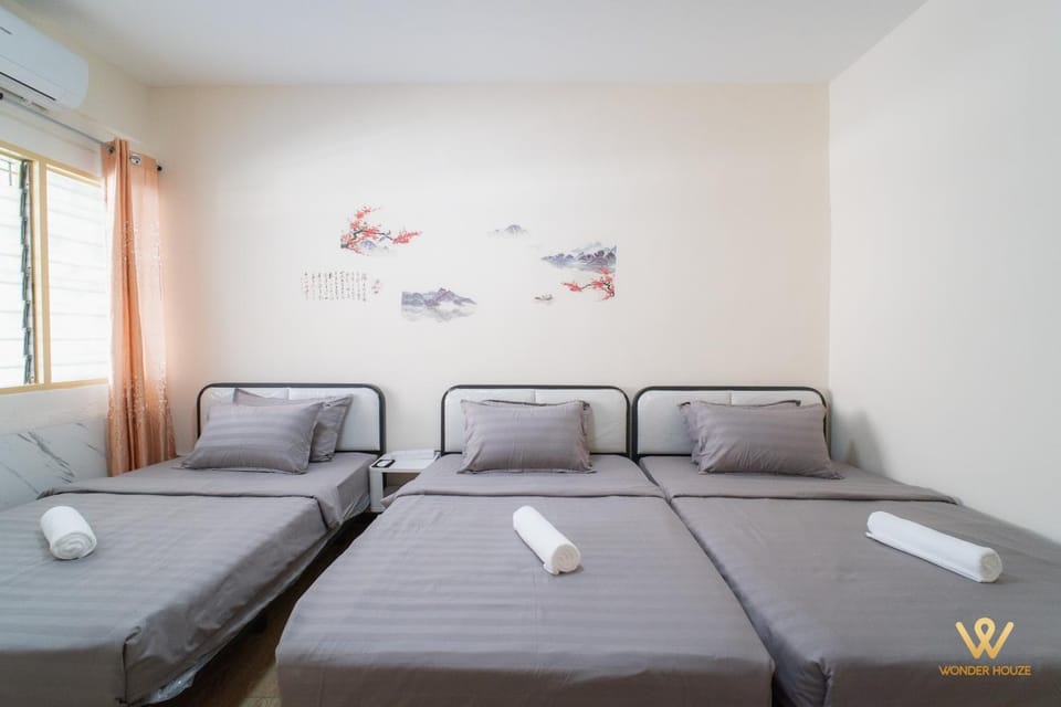 Gather & Stay 5BR Cozy Home near Setapak & Wangsa Maju Apartment in Federal Territory of Kuala Lumpur
