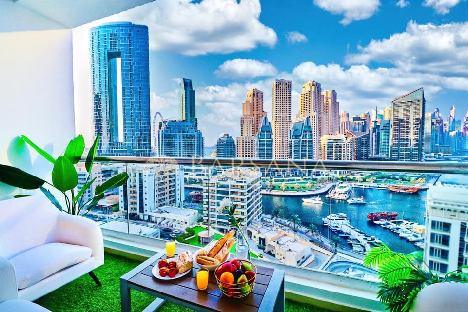 Natural landscape, Balcony/Terrace, Seating area, Lake view, Sea view