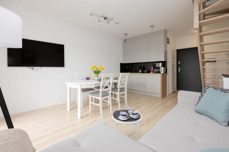 Kitchen or kitchenette, Seating area