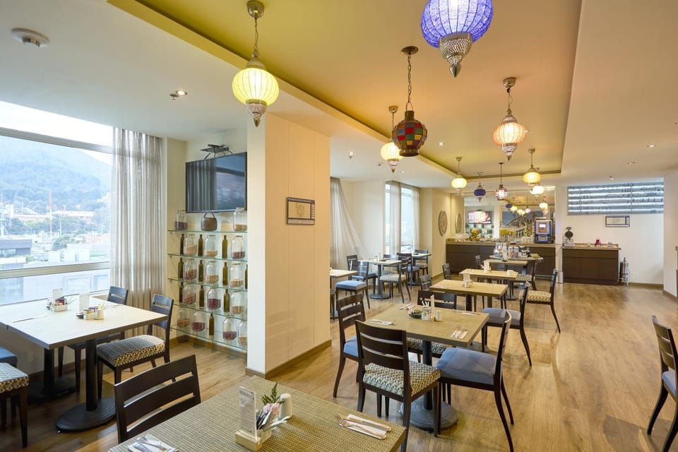 Restaurant/places to eat