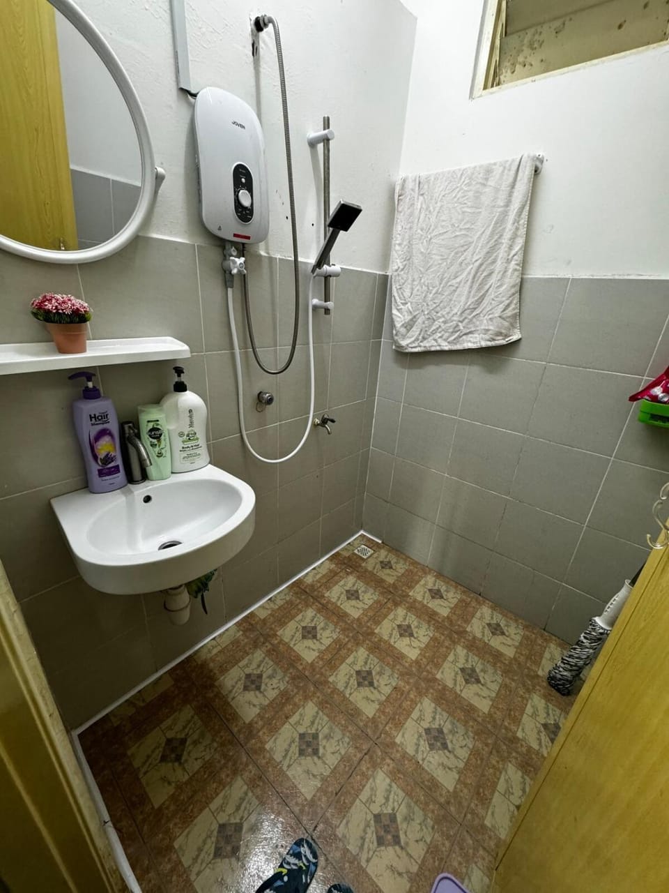 2br bayan lepas 1car park Malaysian guest only Apartment in Bayan Lepas