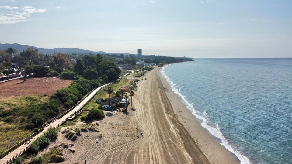 Banana Beach Front line beach III - EaW Homes Apartment in Marbella