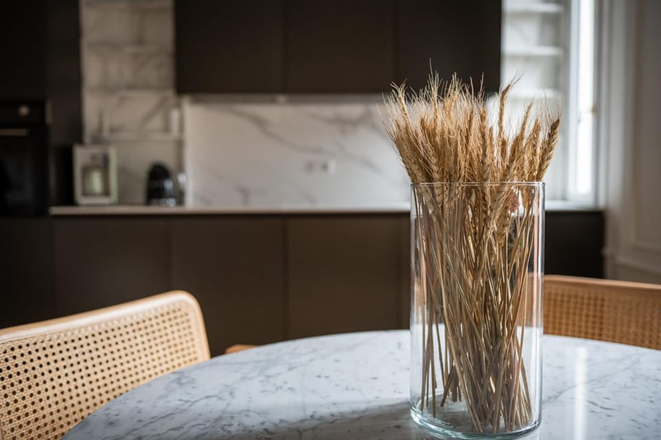 Kitchen or kitchenette, Decorative detail