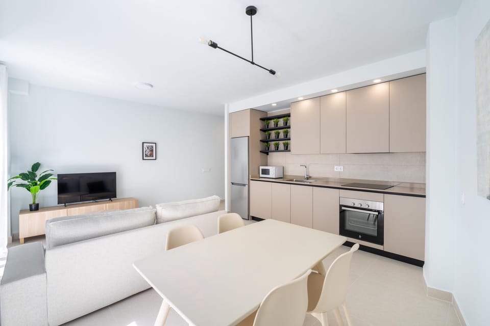 Kitchen or kitchenette, Living room, Dining area