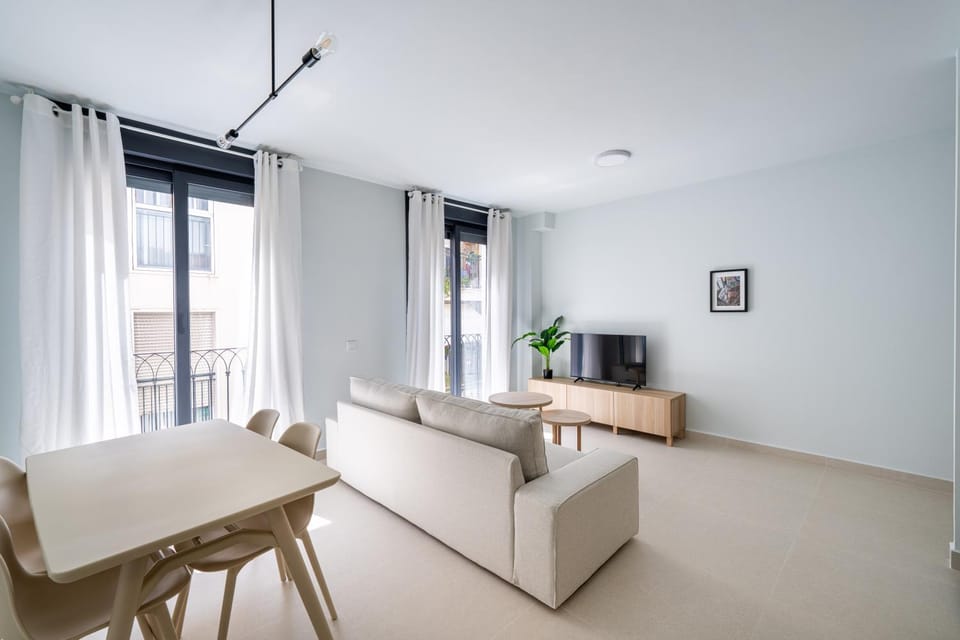 TV and multimedia, Living room, Dining area