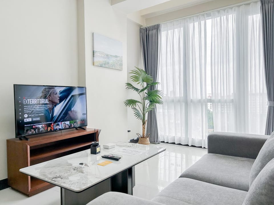 Stylish 1BR in OPR Apartment hotel in Lapu-Lapu City