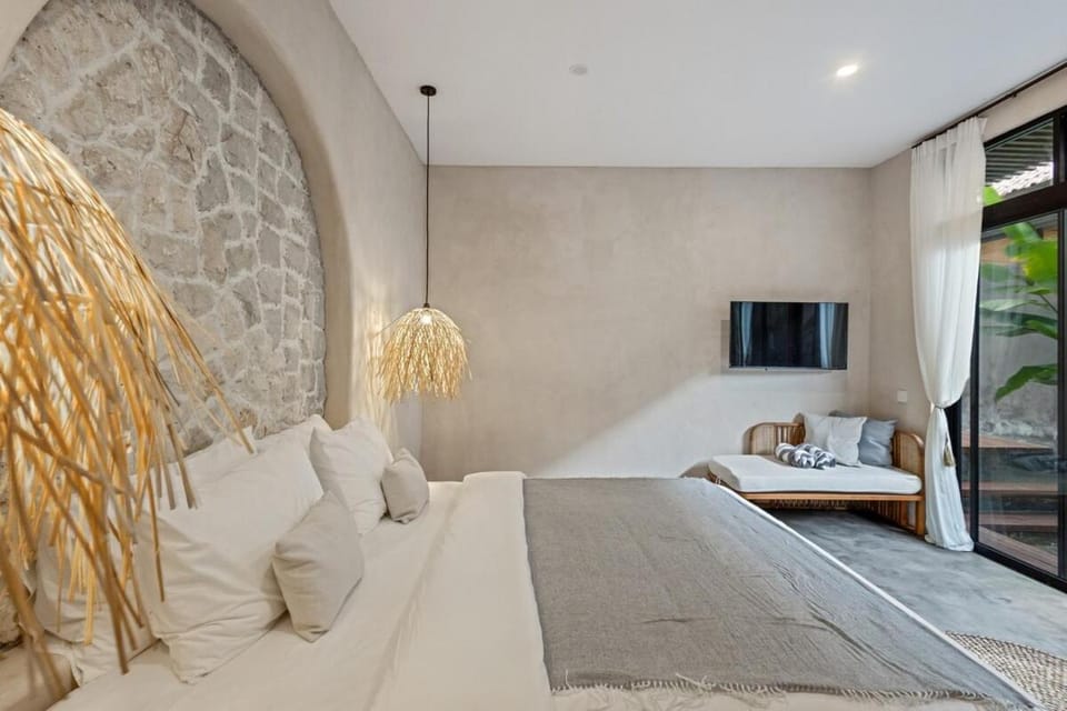 Brand New 4BR Villa with Pool, Sauna & Fire pit close to Nusa Dua and Uluwatu Villa in Kuta Selatan
