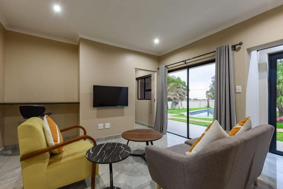 The Serenity-Apartment 3 Apartment in Sandton