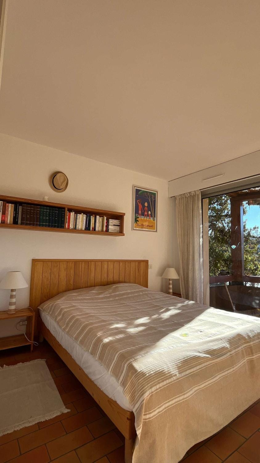 Paisible T2- PLages et Commerces Apartment in Le Lavandou